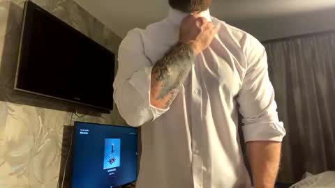 muscularjuggler online show from 12, 1, 2026