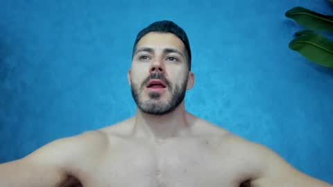 Snapshot of muscularmaster chatting on 15, 5, 2026 muscularmaster onlyfans online show from 15, 5, 2026