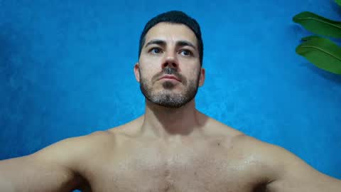 Snapshot of muscularmaster chatting on 16, 6, 2026 muscularmaster onlyfans online show from 16, 6, 2026