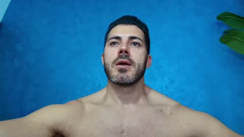 Snapshot of muscularmaster chatting on 19, 6, 2026 muscularmaster onlyfans online show from 19, 6, 2026
