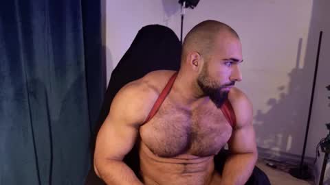 Snapshot of musculusx chatting on 17, 10, 2025 Musculus online show from 17, 10, 2025