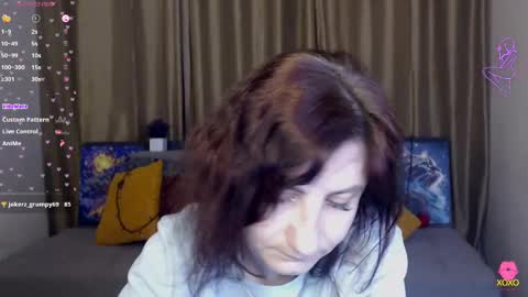 Snapshot of muse_kitty_jenia chatting on 4, 3, 2025 Jenya online show from 4, 3, 2025