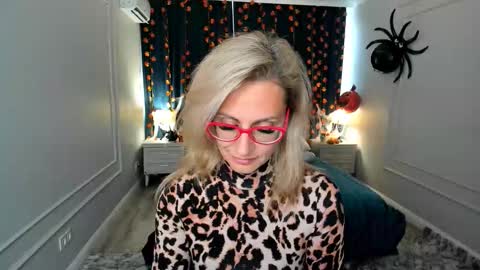 Diana online show from 12, 10, 2025