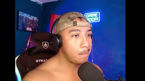 Snapshot of mushrooncat chatting on 13, 10, 2025 mushrooncat online show from 13, 10, 2025