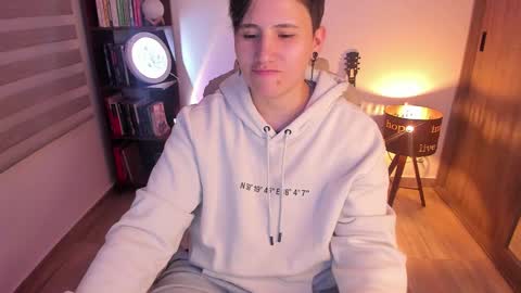 VALENTINA Luna  online show from 25, 2, 2025