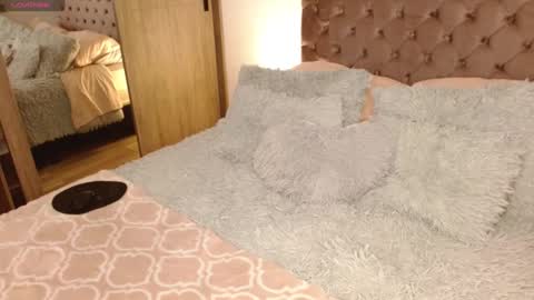 VALENTINA Luna  online show from 6, 3, 2025