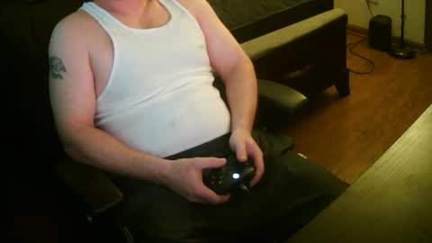 Snapshot of mustenjoyhead79 chatting on 28, 10, 2025 mustenjoyhead79 online show from 28, 10, 2025