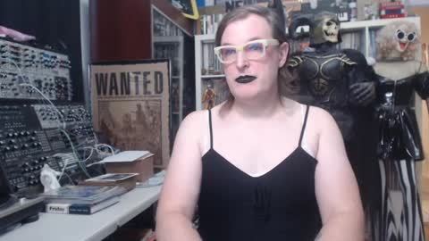 Snapshot of muziknerd chatting on 18, 12, 2025 Muziknerd online show from 18, 12, 2025