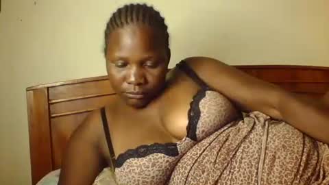 Snapshot of mwekas568403 chatting on 2, 12, 2025 mwekas568403 online show from 2, 12, 2025