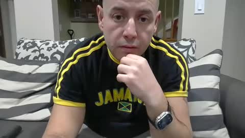 Snapshot of mworlton9 chatting on 16, 2, 2025 Maximus online show from 16, 2, 2025