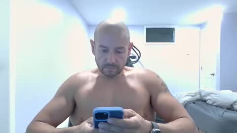 Snapshot of mworlton9 chatting on 10, 9, 2025 Maximus online show from 10, 9, 2025