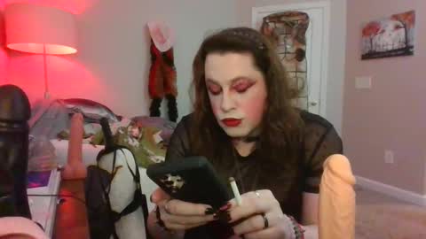 Snapshot of mxsissycharlotte chatting on 6, 12, 2024 Mx Charlotte online show from 6, 12, 2024