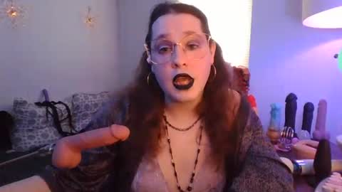 Mx Charlotte online show from 15, 4, 2026