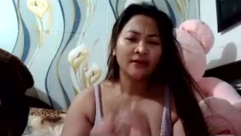 mia online show from 25, 7, 2026