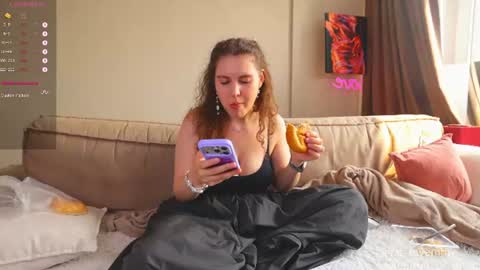 Snapshot of my_emmy chatting on 12, 7, 2026 Emmy online show from 12, 7, 2026