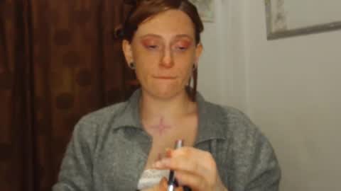     sara      i know you love me xoxox     online show from 22, 10, 2025