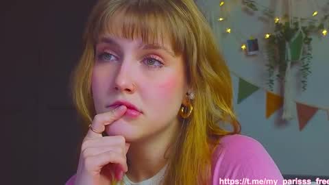 Snapshot of my_parisss chatting on 1, 12, 2025 PARIS online show from 1, 12, 2025