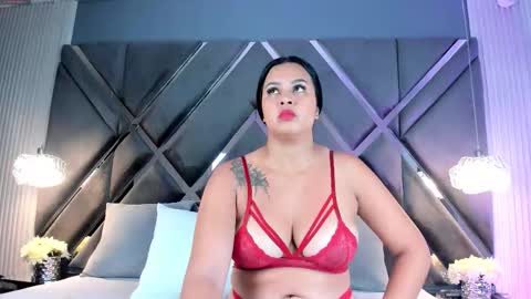 Snapshot of mya_evans chatting on 22, 10, 2025 Mariana Evans online show from 22, 10, 2025