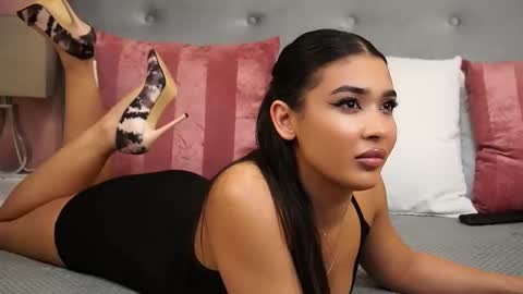 MyaMuse online show from 4, 2, 2026