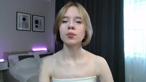 Snapshot of mybabylana chatting on 20, 5, 2026 Lana online show from 20, 5, 2026