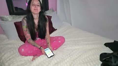 Snapshot of mycreamydreams chatting on 29, 4, 2026 mycreamydreams online show from 29, 4, 2026