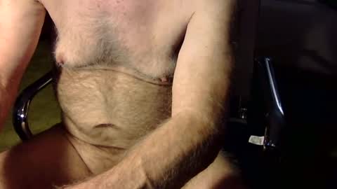 r-glenn-01 online show from 30, 10, 2025