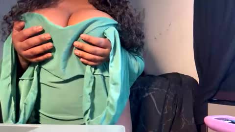 mygoldenaerols online show from 19, 4, 2026