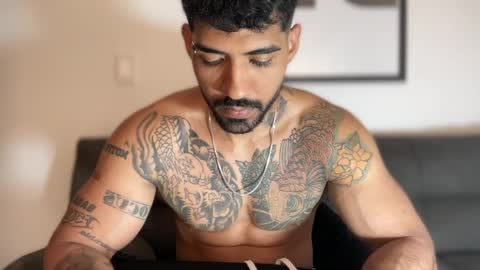 Myke esthetic online show from 2, 1, 2025