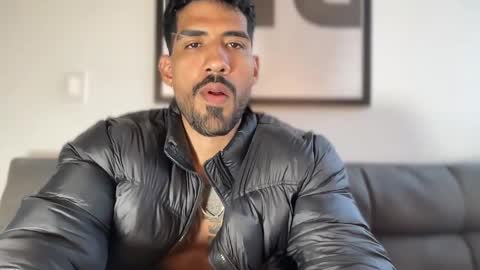 Myke esthetic online show from 5, 1, 2025