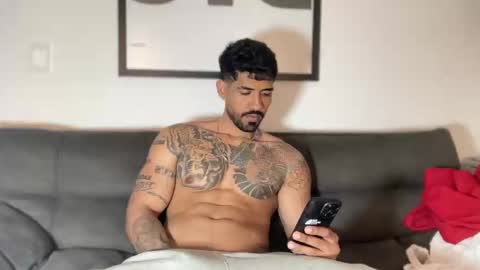 Myke esthetic online show from 6, 1, 2025