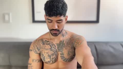 Myke esthetic online show from 13, 1, 2025