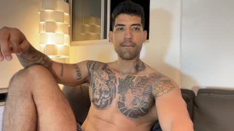 Myke esthetic online show from 11, 4, 2026