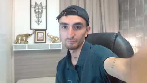 Im Mike online show from 18, 7, 2026
