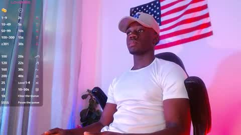 Snapshot of mylowallacee chatting on 12, 11, 2025 Mylo Wallace online show from 12, 11, 2025