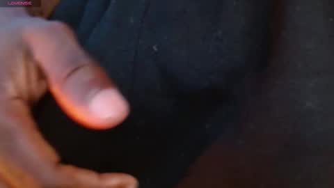 Snapshot of mylowallacee chatting on 16, 12, 2025 Mylo Wallace online show from 16, 12, 2025