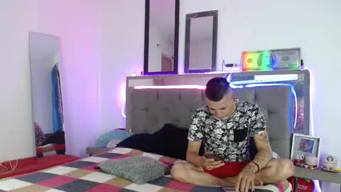 Snapshot of myluandjackhot chatting on 16, 2, 2025 Myluandjack online show from 16, 2, 2025