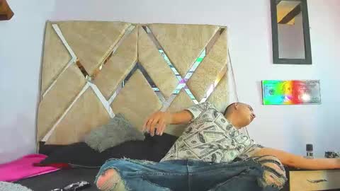 Snapshot of myluandjackhot chatting on 8, 11, 2025 Myluandjack online show from 8, 11, 2025