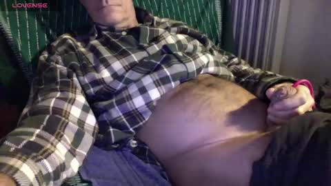 Bi sexy guy lovense hush is on private is open or password show tip if you like. online show from 4, 3, 2025