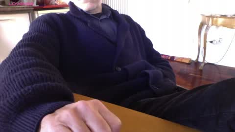 Bi sexy guy lovense hush is on private is open or password show tip if you like. online show from 6, 3, 2025