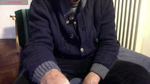 Bi sexy guy lovense hush is on private is open or password show tip if you like. online show from 21, 11, 2025