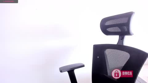 Snapshot of mypretty_isabella chatting on 10, 1, 2025 Bella online show from 10, 1, 2025