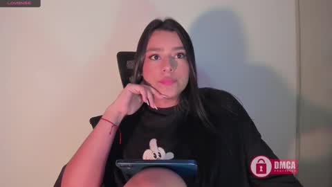 Snapshot of mypretty_isabella chatting on 18, 2, 2025 Bella online show from 18, 2, 2025