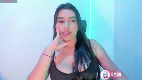Snapshot of mypretty_isabella chatting on 4, 10, 2025 Bella online show from 4, 10, 2025