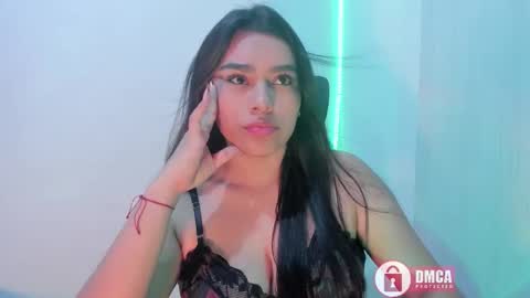 Snapshot of mypretty_isabella chatting on 23, 11, 2025 Bella online show from 23, 11, 2025