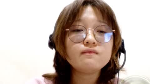 Chloe online show from 18, 10, 2025
