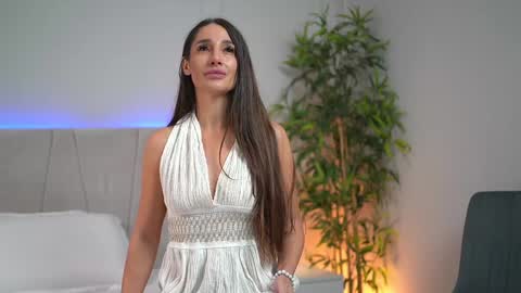 Miryam online show from 7, 1, 2025