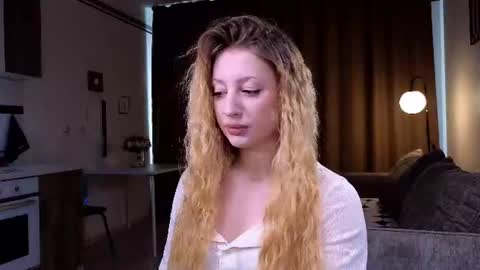 Snapshot of mysmila chatting on 3, 7, 2026 mysmila online show from 3, 7, 2026
