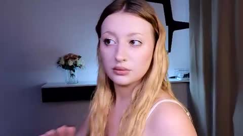 Snapshot of mysmila chatting on 10, 7, 2026 mysmila online show from 10, 7, 2026