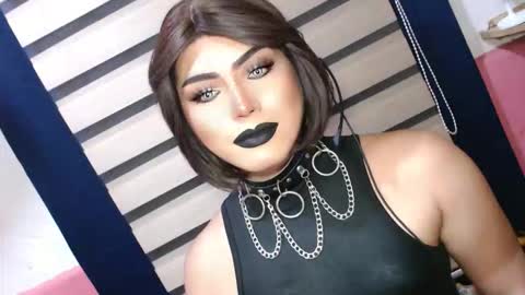 Snapshot of mysterious_diva chatting on 21, 5, 2026 SUPPORT GODDESS TRISHA AND DONT FORGET TO FOLLOW ME online show from 21, 5, 2026