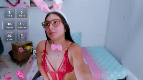 Mystery couple online show from 27, 3, 2026